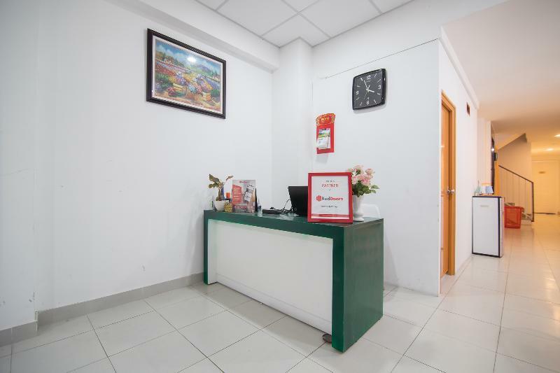 Reddoorz Pasteur Street Khách sạn 2*